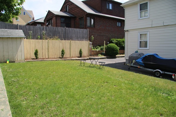 23 Elliott Road Everett, MA 02149 - Photo 6 of 6 Gallery Image 6