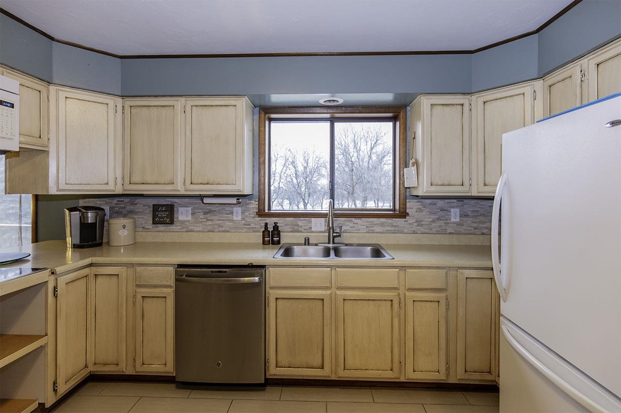 2714 North Rambo Road Spokane, WA 99224 - Photo 7 of 49