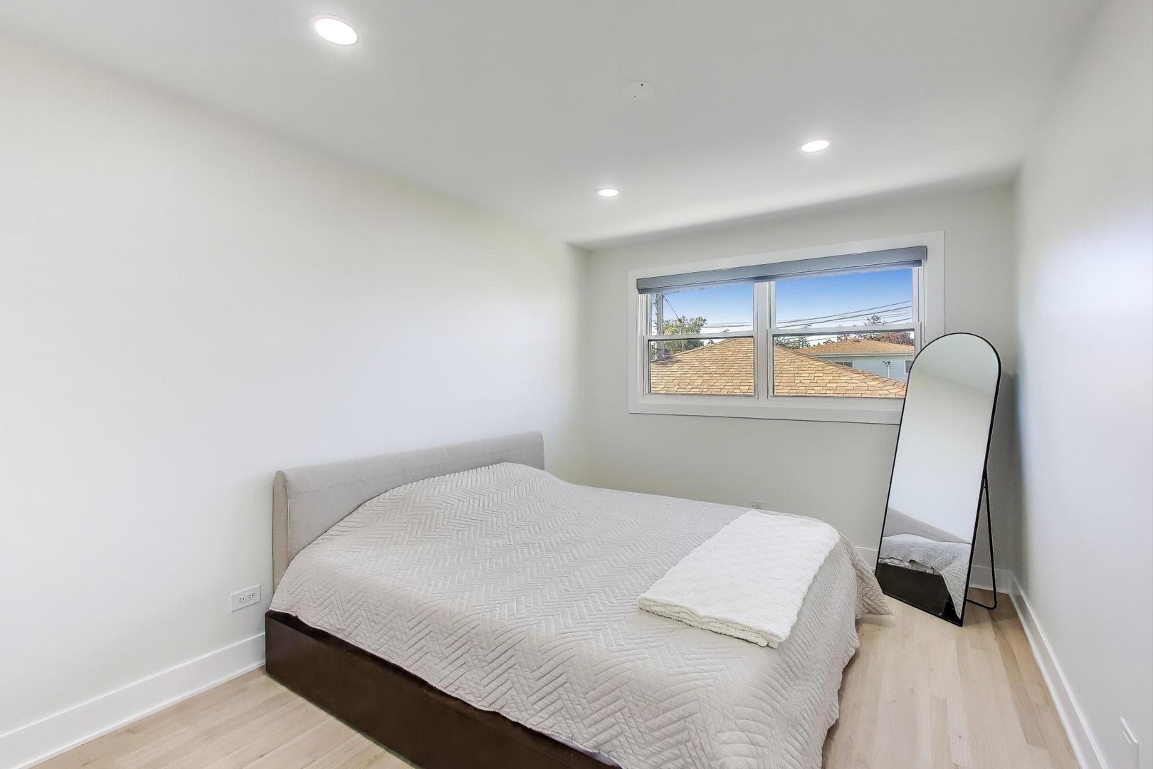 932 North Knight Avenue Park Ridge, IL 60068 - Photo 20 of 35