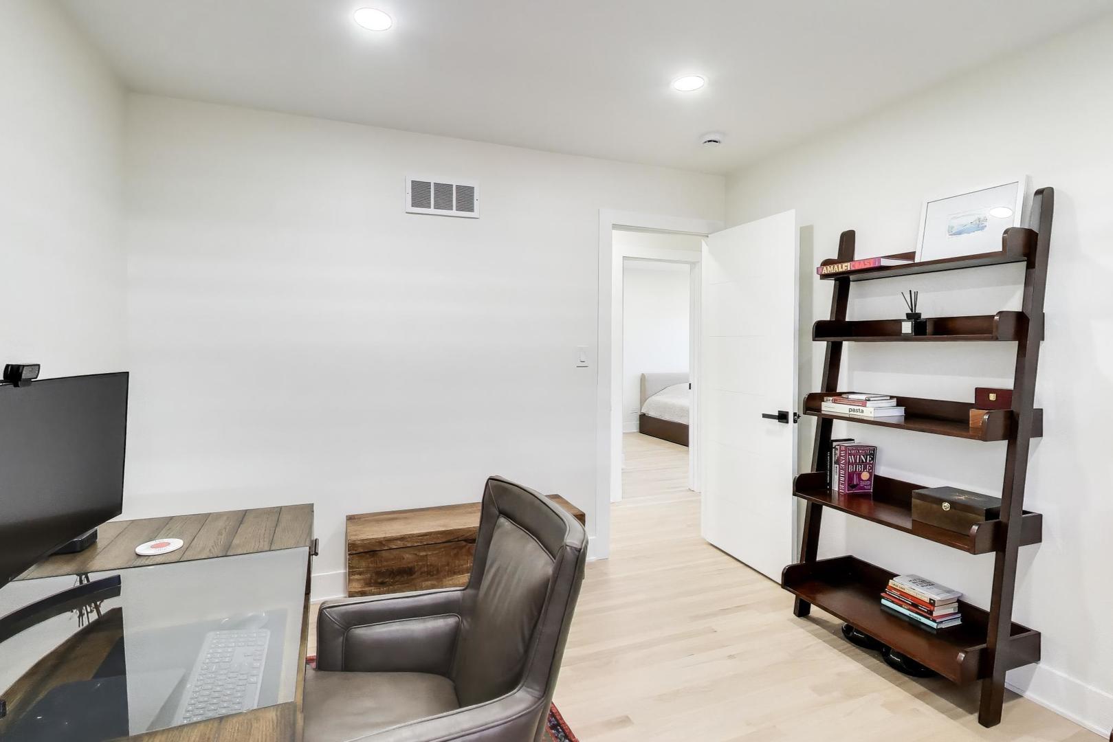 932 North Knight Avenue Park Ridge, IL 60068 - Photo 22 of 35