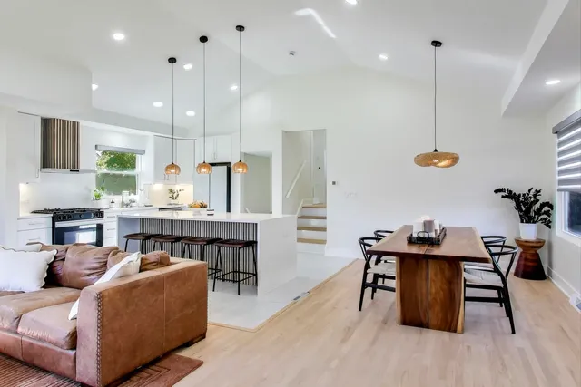 $675,000 | 932 North Knight Avenue, Park Ridge, IL 60068