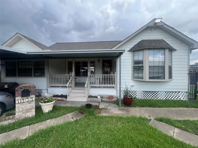 $325,000 | 7931 Scanlock Street, Houston, TX 77012