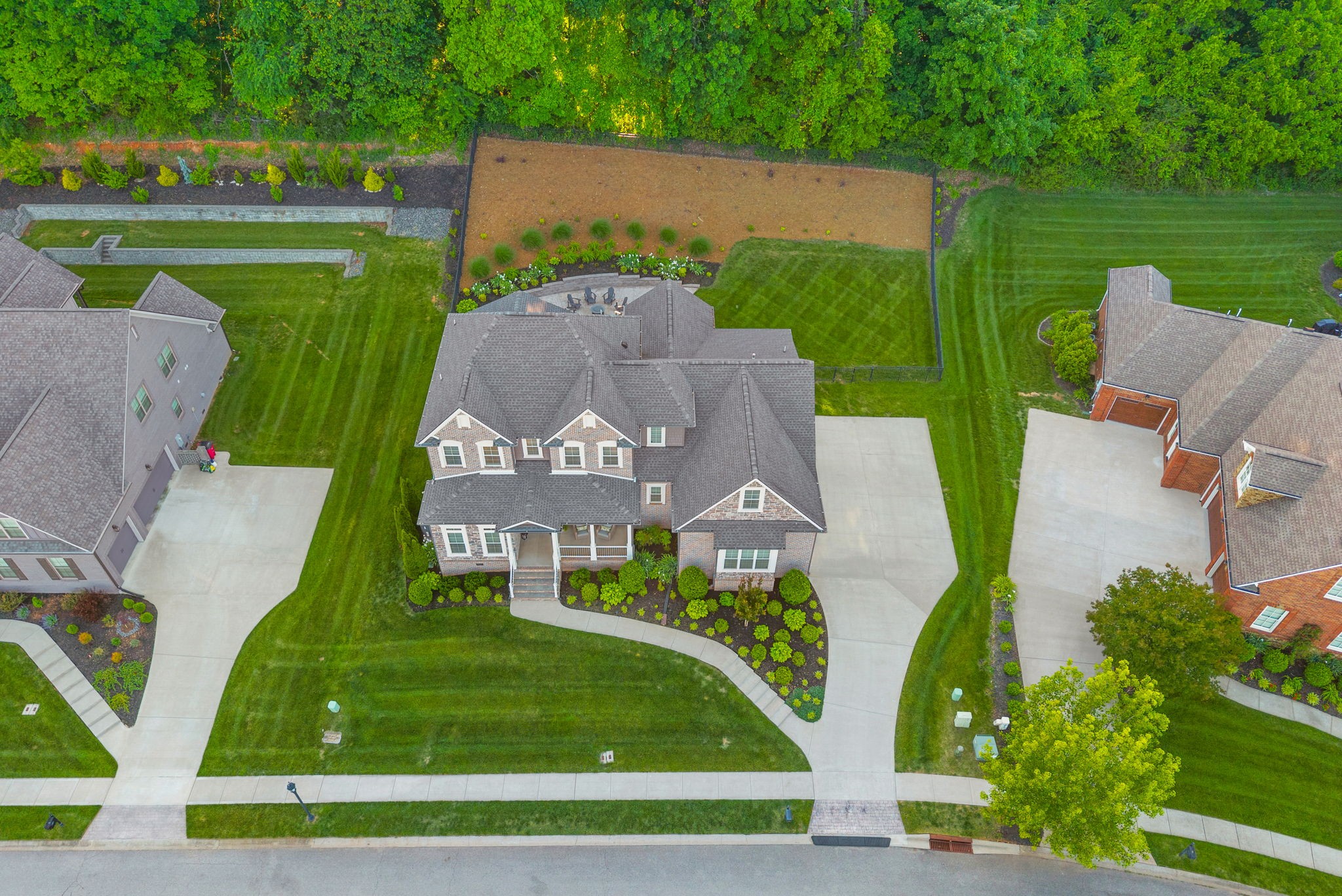 1432 Collins View Way Clarksville, TN 37043 - Photo 3 of 86