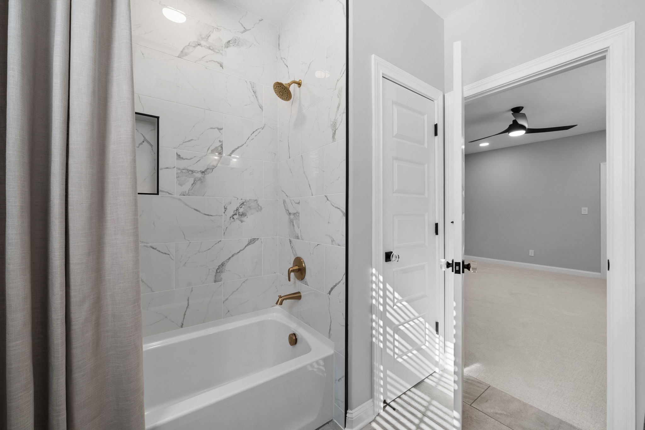 1432 Collins View Way Clarksville, TN 37043 - Photo 57 of 86