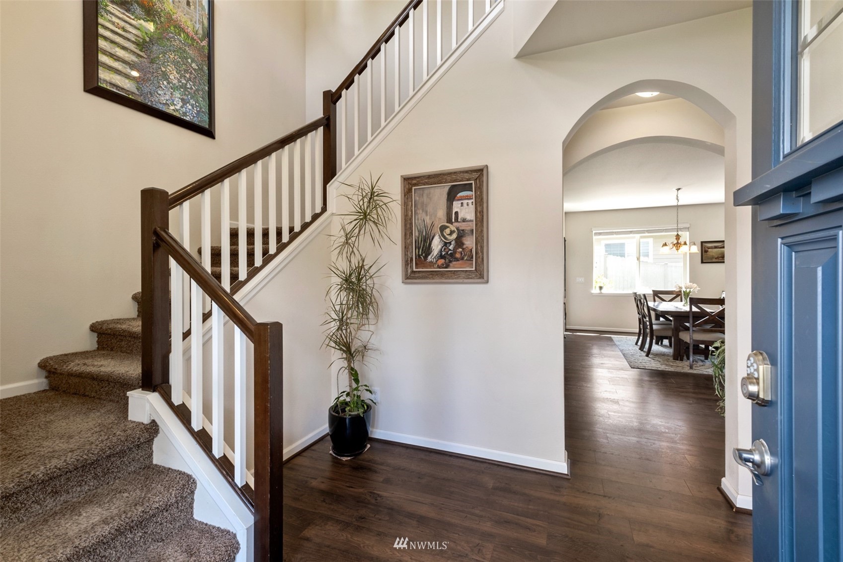 3635 Northeast 6th Street Renton, WA 98056 - Photo 4 of 31 Gallery Image 4