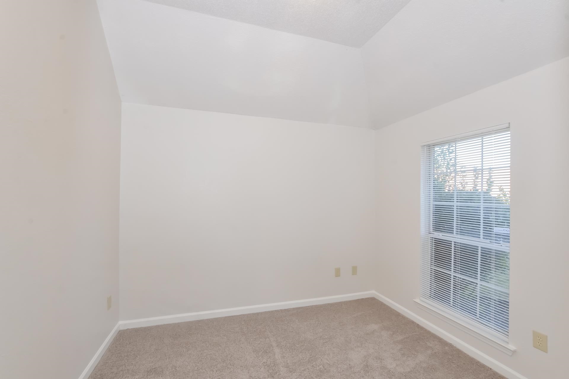 6650 Spencer Forest Cove West Memphis, TN 38141 - Photo 12 of 15 an empty room with windows