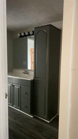 $1,635 | 6332 Newtown Circle, Unit 32B5, Tampa, FL 33615