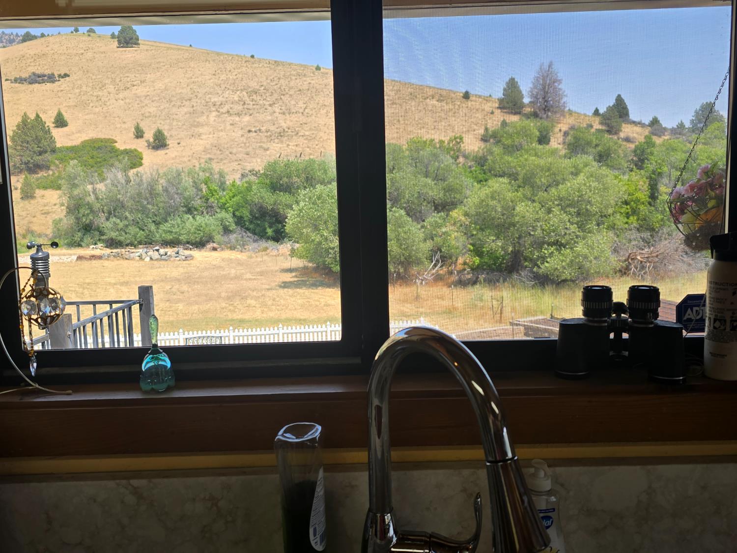 4204 Highway 263 Yreka, CA 96097 - Photo 15 of 66