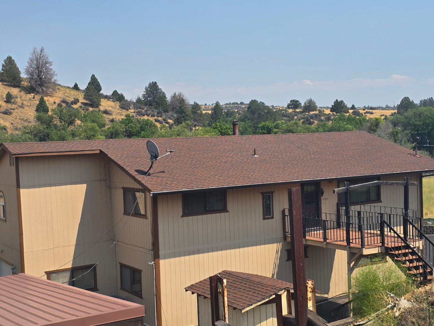 4204 Highway 263 Yreka, CA 96097 - Photo 2 of 66