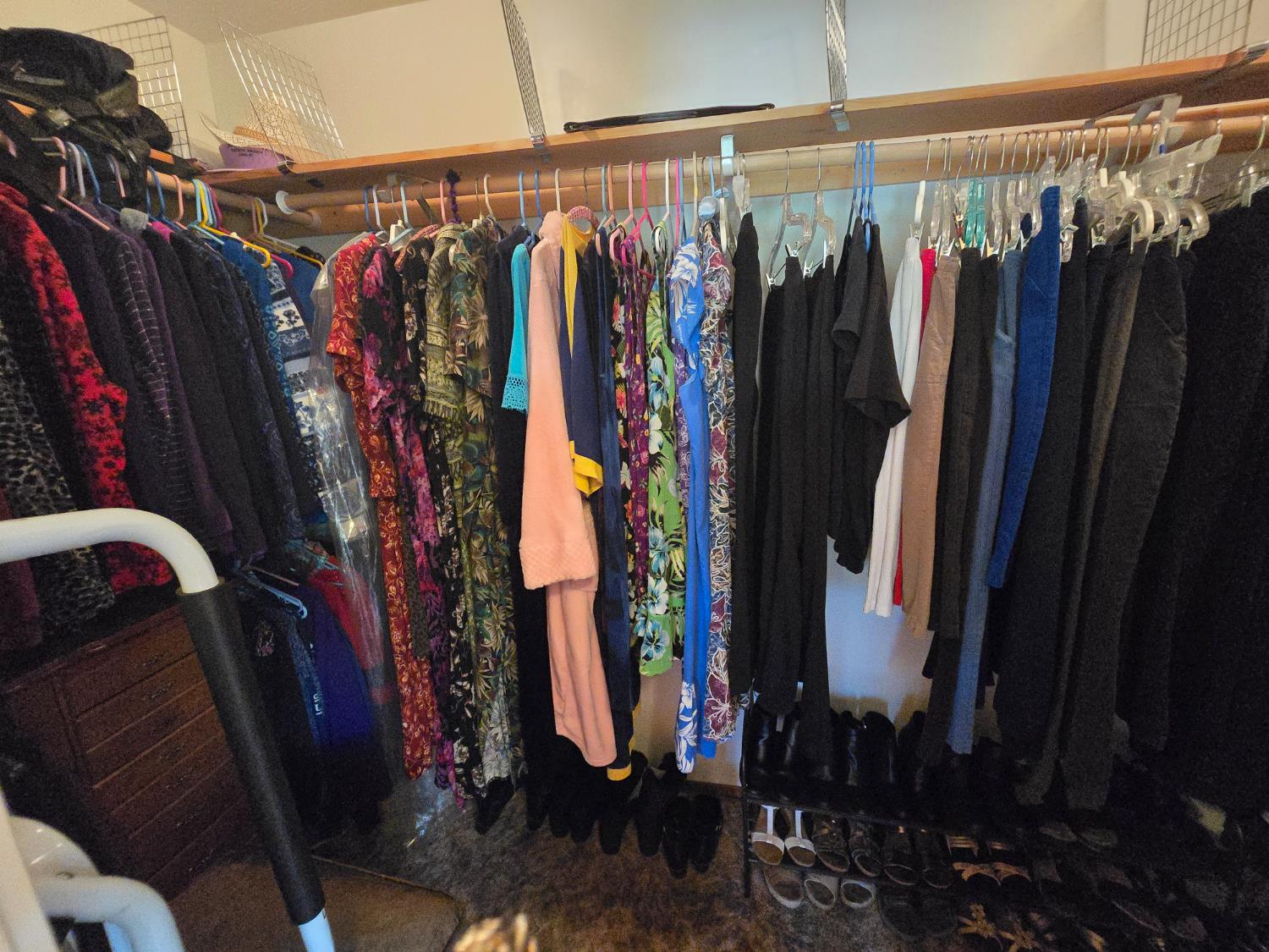 4204 Highway 263 Yreka, CA 96097 - Photo 26 of 66 a view of walk in closet with clothes