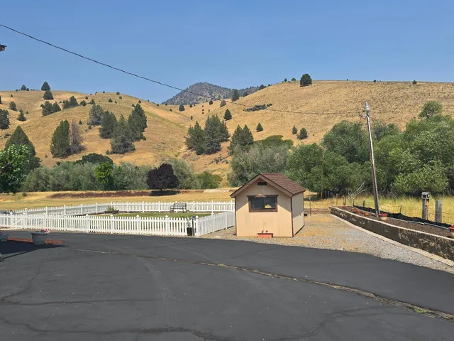 $529,000 | 4204 Highway 263, Yreka, CA 96097