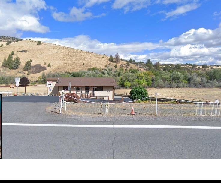 4204 Highway 263 Yreka, CA 96097 - Photo 62 of 66 a view of a terrace