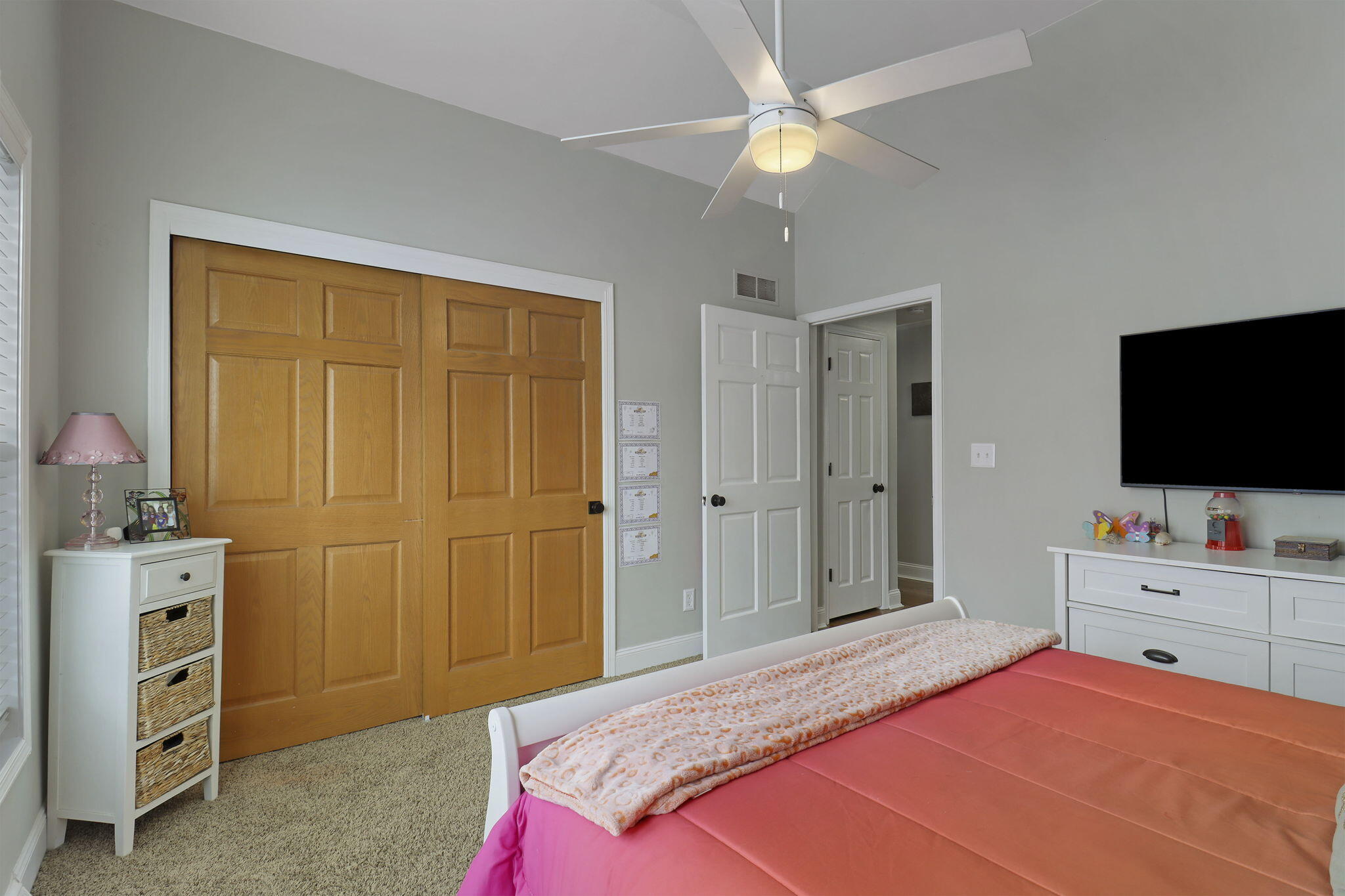 7631 46th Avenue Pleasant Prairie, WI 53142 - Photo 19 of 33 19-web-or-mls-7631 46th Ave, Kenosha, WI