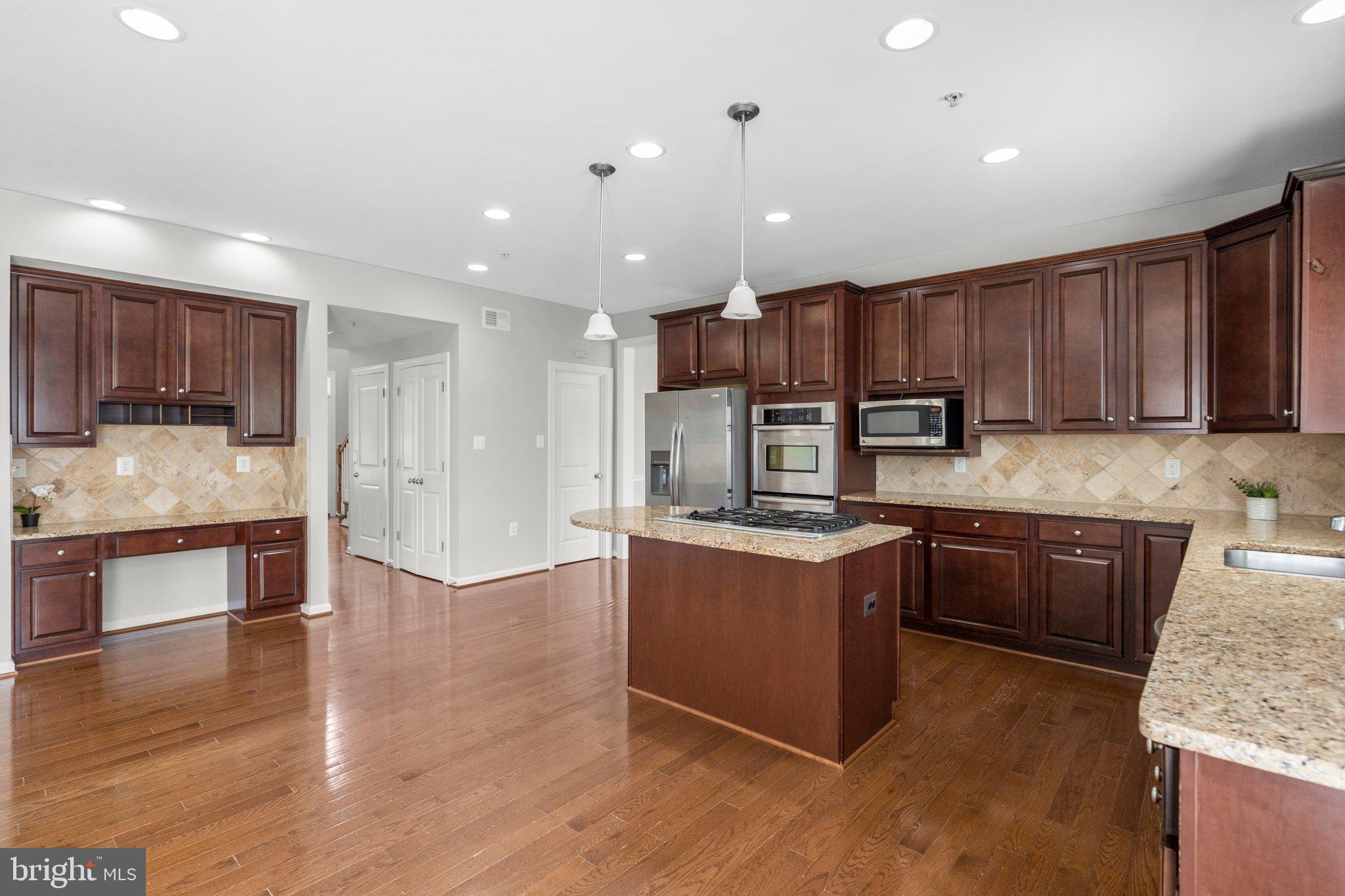 13221 Moonlight Trail Drive Silver Spring, MD 20906 - Photo 11 of 55 Kitchen