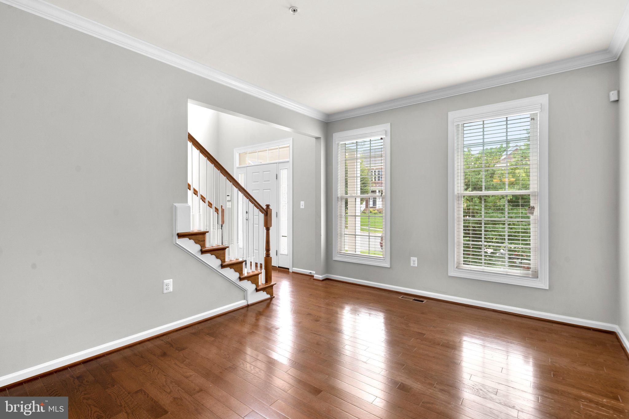 13221 Moonlight Trail Drive Silver Spring, MD 20906 - Photo 6 of 55 Living Room