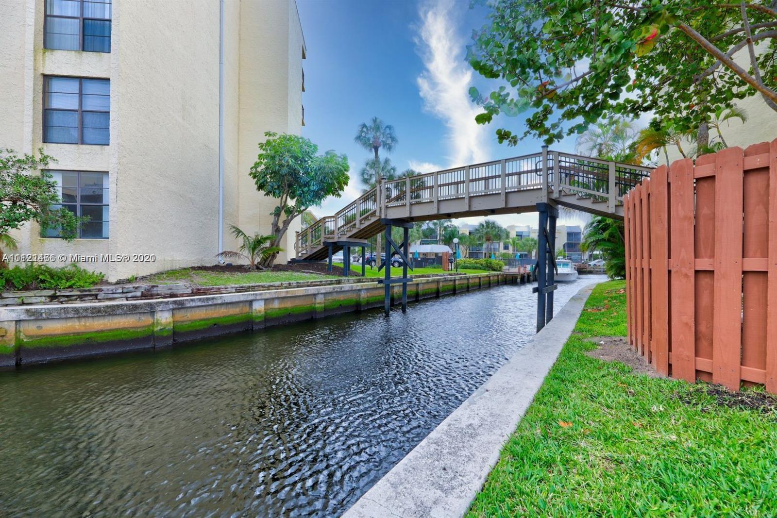 9 Royal Palm Way, Unit 6030 Boca Raton, FL 33432 - Photo 17 of 17 a view of swimming pool with a yard