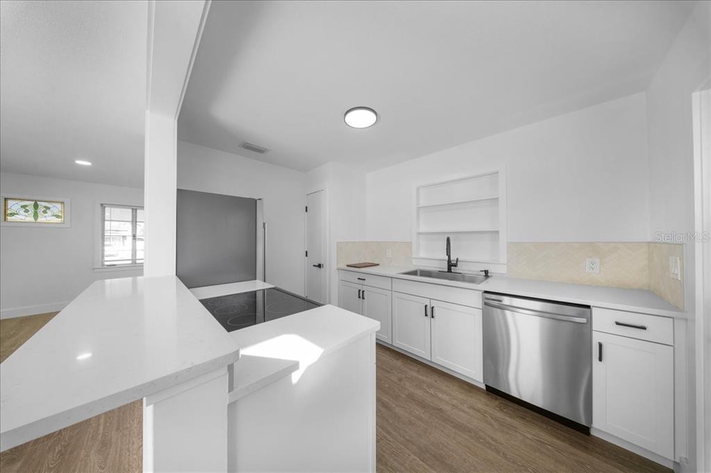 1406 28th Street West Bradenton, FL 34205 - Photo 14 of 38