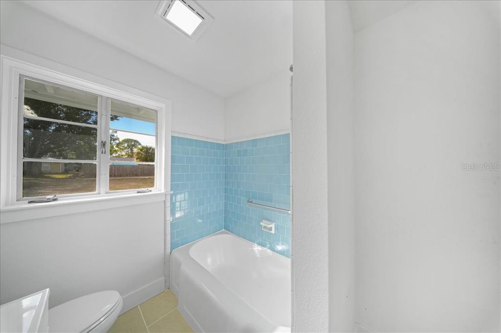 1406 28th Street West Bradenton, FL 34205 - Photo 20 of 38