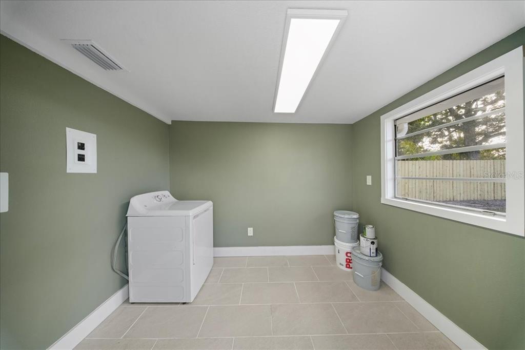 1406 28th Street West Bradenton, FL 34205 - Photo 31 of 38