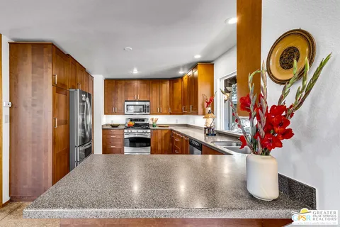 $565,000 | 52732 Pine Cove Road, Idyllwild, CA 92549