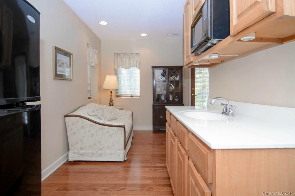 8 Longleaf Road Lake Wylie, SC 29710 - Photo 16 of 24 Gallery Image 16