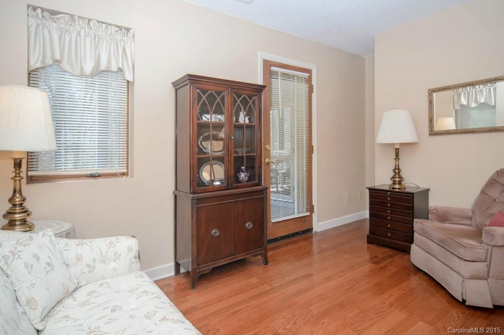 8 Longleaf Road Lake Wylie, SC 29710 - Photo 17 of 24 Gallery Image 17