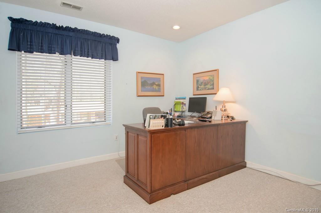 8 Longleaf Road Lake Wylie, SC 29710 - Photo 21 of 24 Gallery Image 21