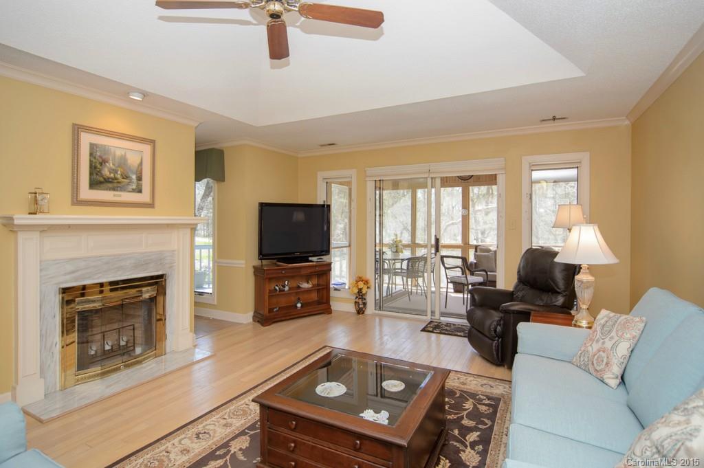 8 Longleaf Road Lake Wylie, SC 29710 - Photo 4 of 24 Gallery Image 4