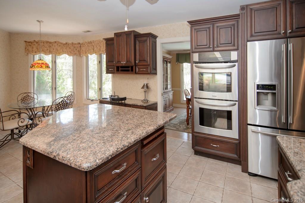 8 Longleaf Road Lake Wylie, SC 29710 - Photo 7 of 24 Gallery Image 7