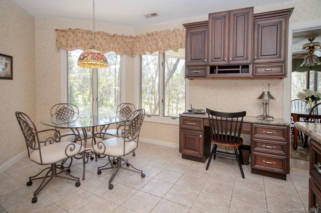 8 Longleaf Road Lake Wylie, SC 29710 - Photo 8 of 24 Gallery Image 8