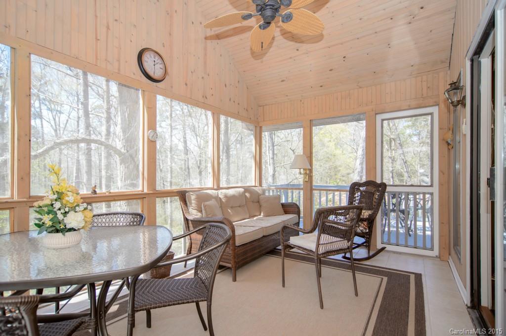 8 Longleaf Road Lake Wylie, SC 29710 - Photo 10 of 24 Gallery Image 10