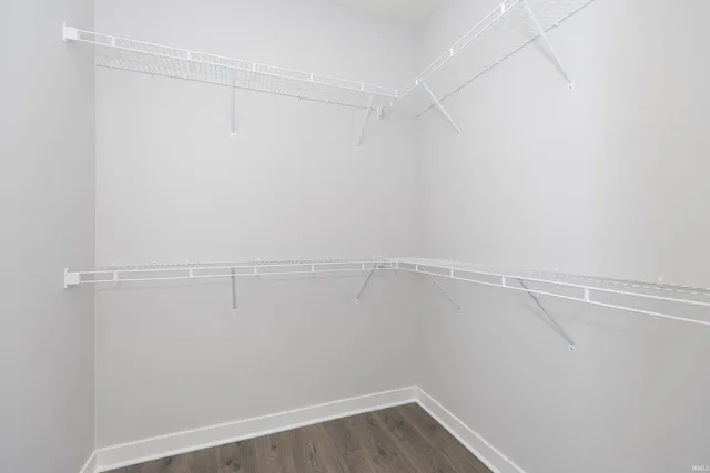 $360,800 | 2810 Willow Creek Drive, Evansville, IN 47712