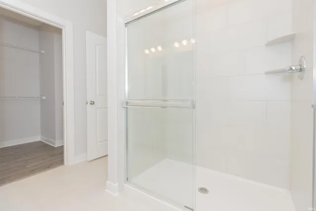 $360,800 | 2810 Willow Creek Drive, Evansville, IN 47712