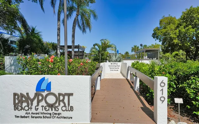 a view of outdoor space with sitting space