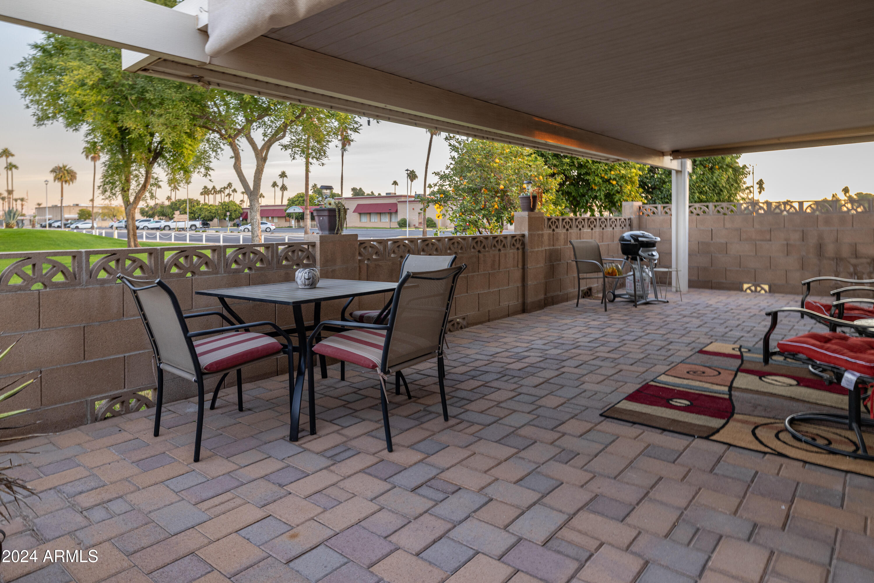 10702 West Hatcher Road Sun City, AZ 85351 - Photo 2 of 8 6Q5A7059