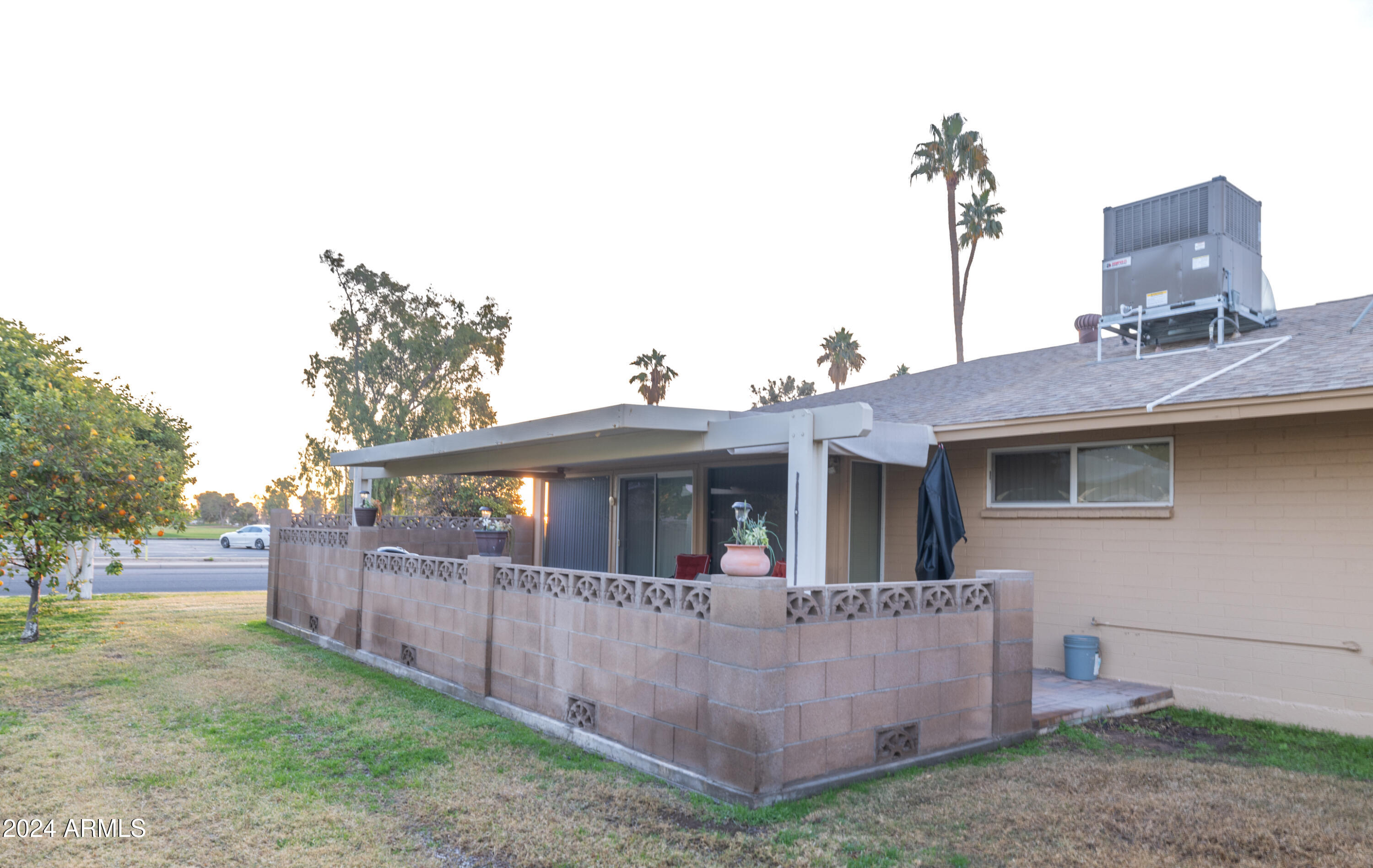 10702 West Hatcher Road Sun City, AZ 85351 - Photo 6 of 8 6Q5A7055