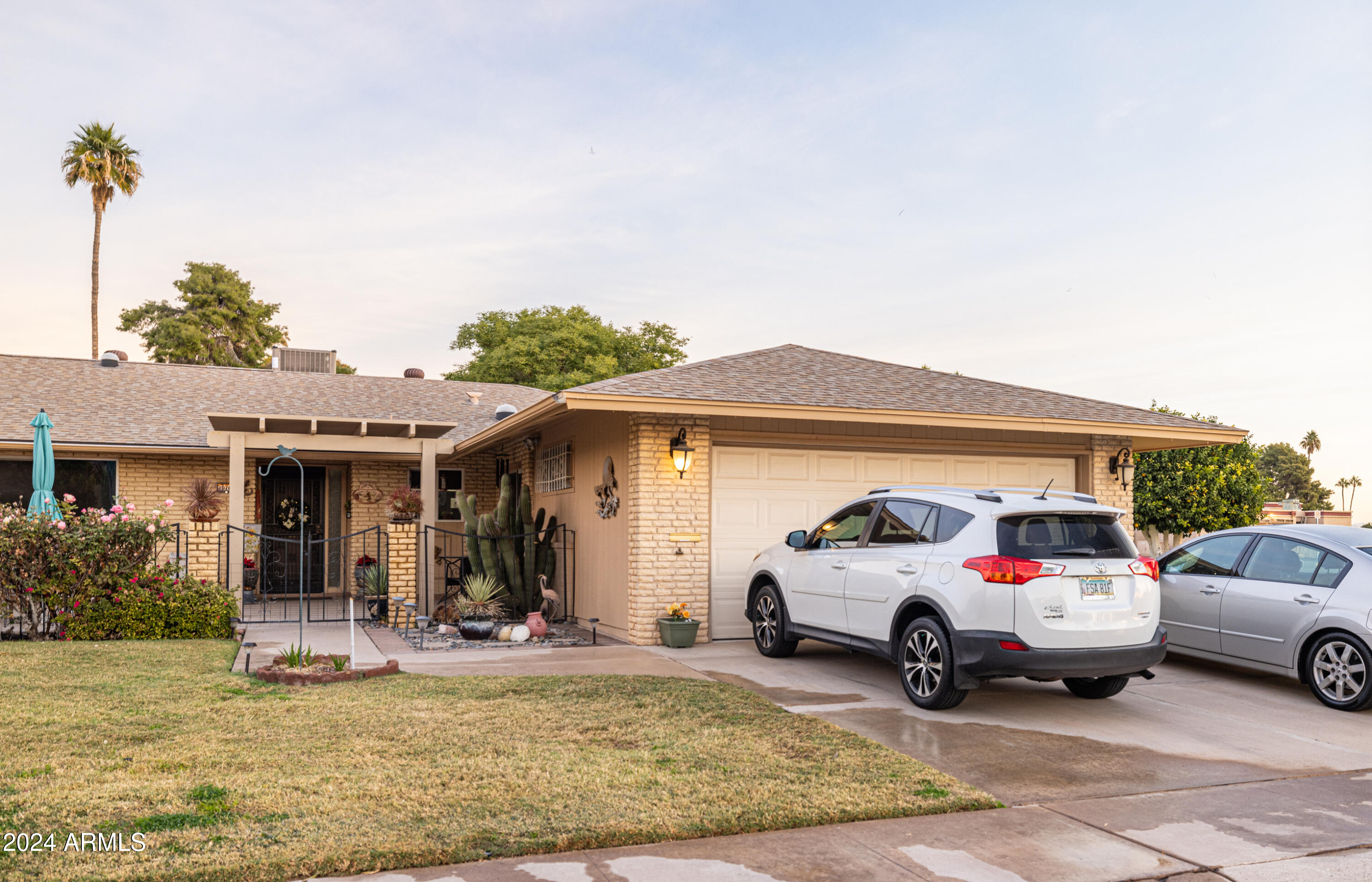 10702 West Hatcher Road Sun City, AZ 85351 - Photo 8 of 8 6Q5A7033