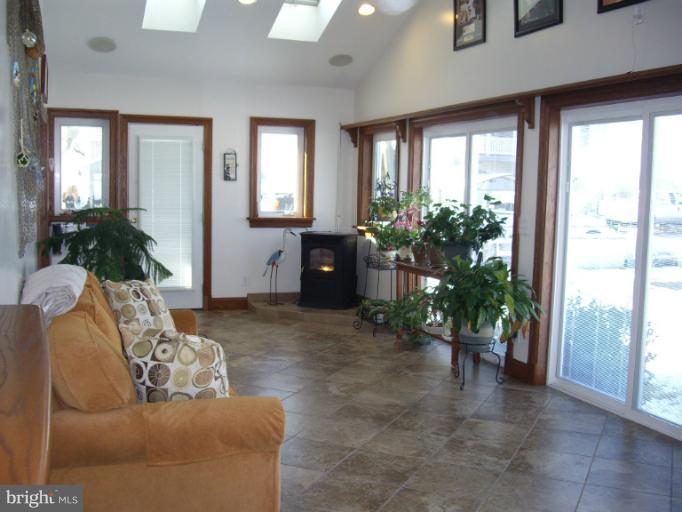 1622 Burke Road Middle River, MD 21220 - Photo 17 of 30 Family Room