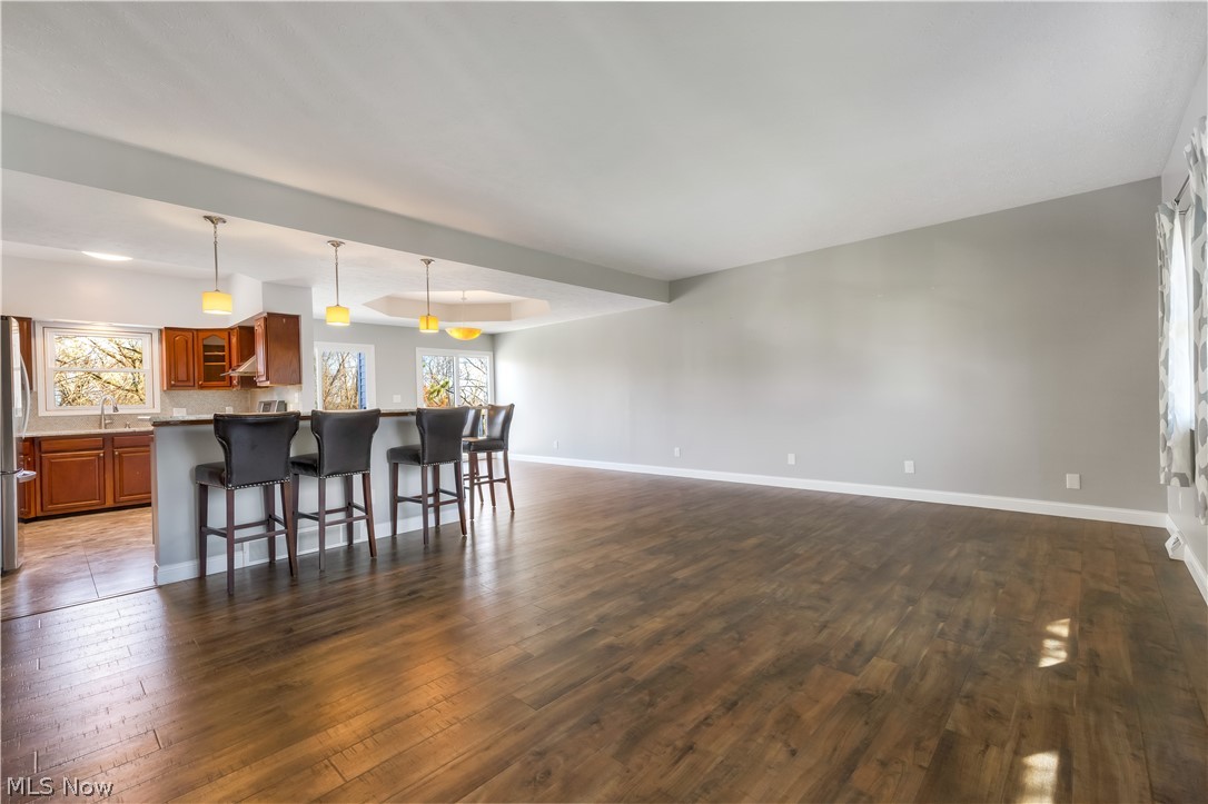 924 East Schaaf Road Brooklyn Heights, OH 44131 - Photo 9 of 34