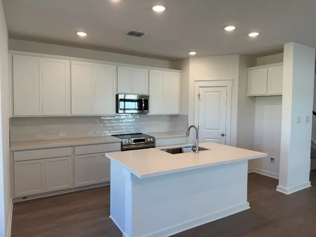 $384,990 | 408 Quail Convey Drive, Jarrell, TX 76537