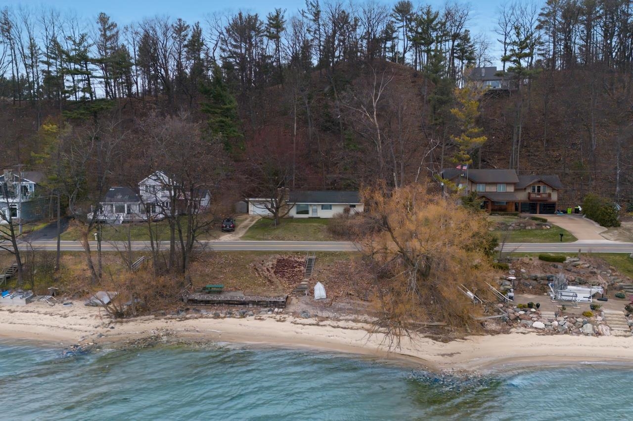 10573 Bluff Road Traverse City, MI 49686 - Photo 2 of 37