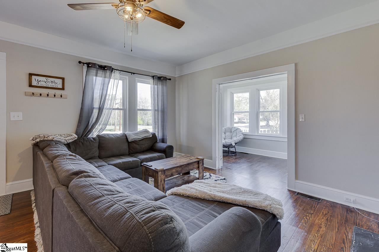 353 State Rd S-42-50 Woodruff, SC 29388 - Photo 15 of 31