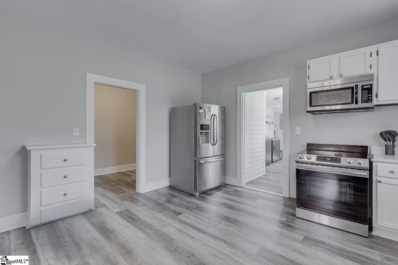 353 State Rd S-42-50 Woodruff, SC 29388 - Photo 18 of 31