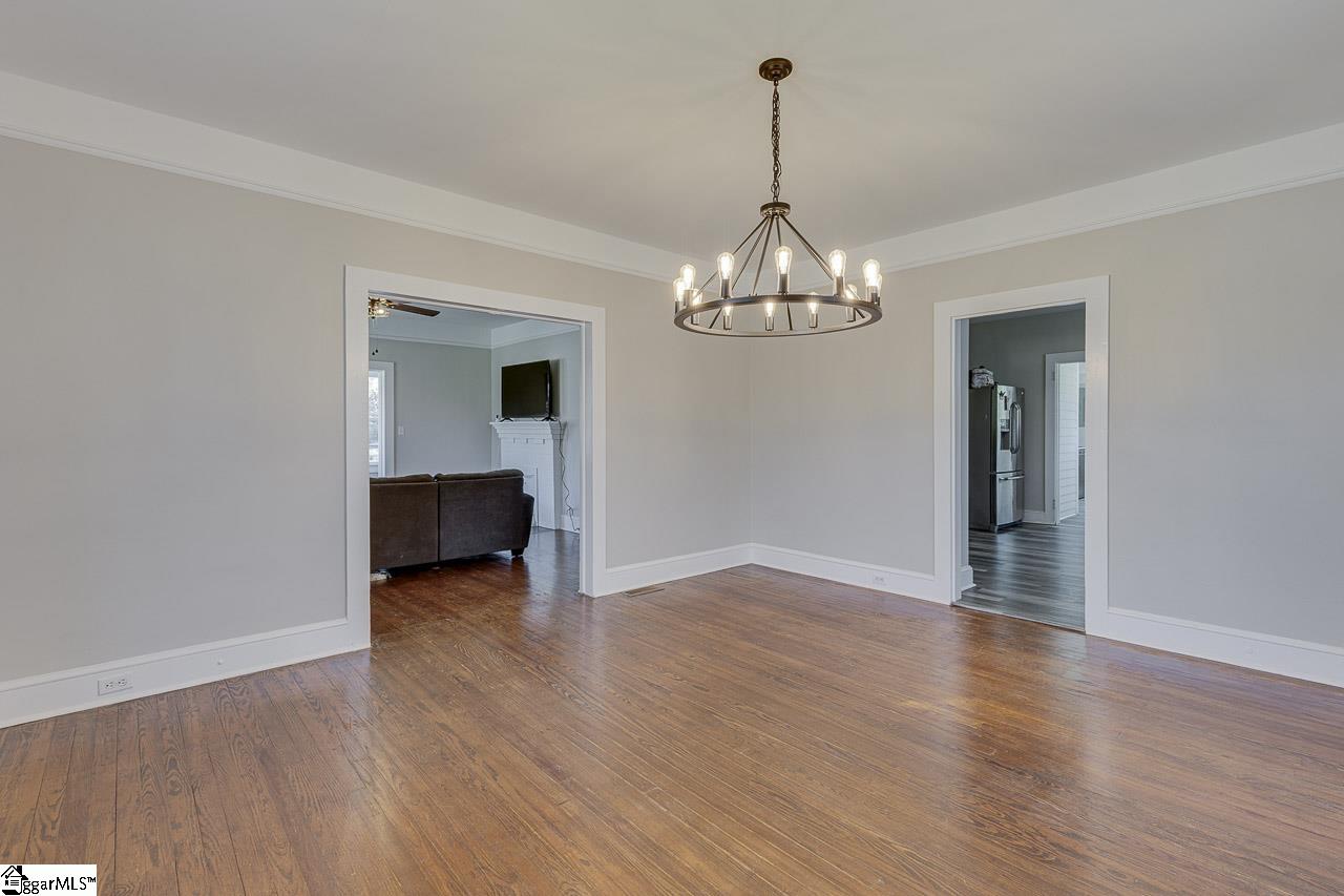 353 State Rd S-42-50 Woodruff, SC 29388 - Photo 6 of 31