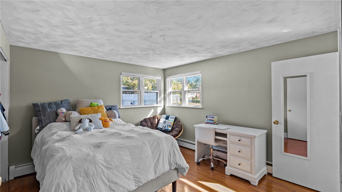 3 Shadbush Road Warwick, RI 02888 - Photo 21 of 37 Bedroom 2