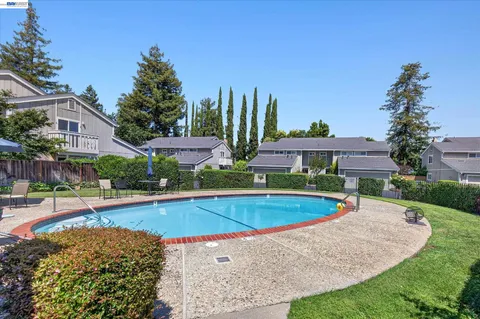 $729,000 | 108 Summerwood Place, Concord, CA 94518