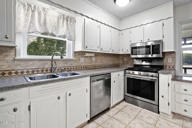 $450,000 | 579 Snow Lake Drive, Ashland, MS 38603