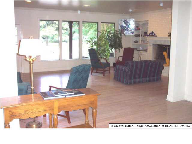 3711 Valentine Road Baton Rouge, LA 70816 - Photo 3 of 6 Gallery Image 3