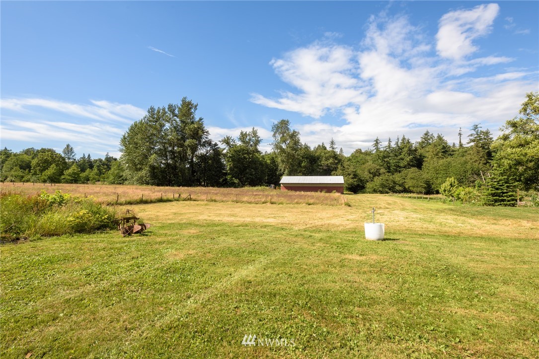 2584 Aldergrove Road Ferndale, WA 98248 - Photo 5 of 24 Gallery Image 5