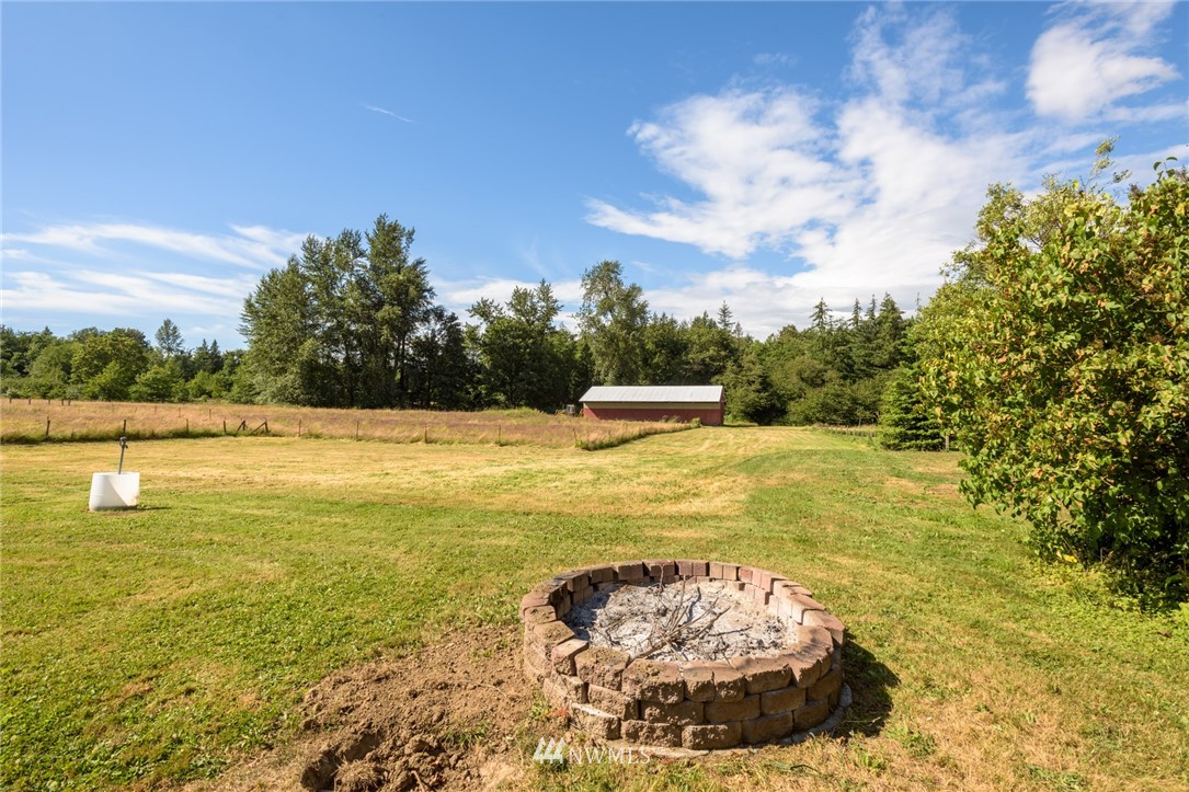 2584 Aldergrove Road Ferndale, WA 98248 - Photo 6 of 24 Gallery Image 6